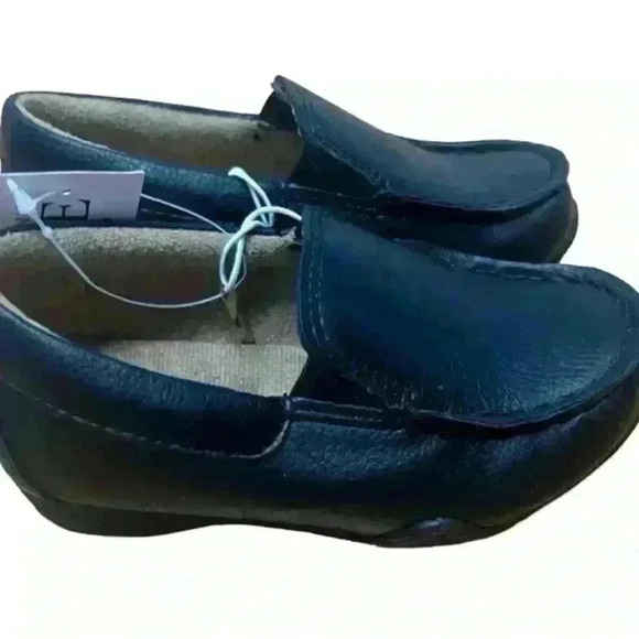 Child’s place black loafers size 7 - Picture 3 of 6